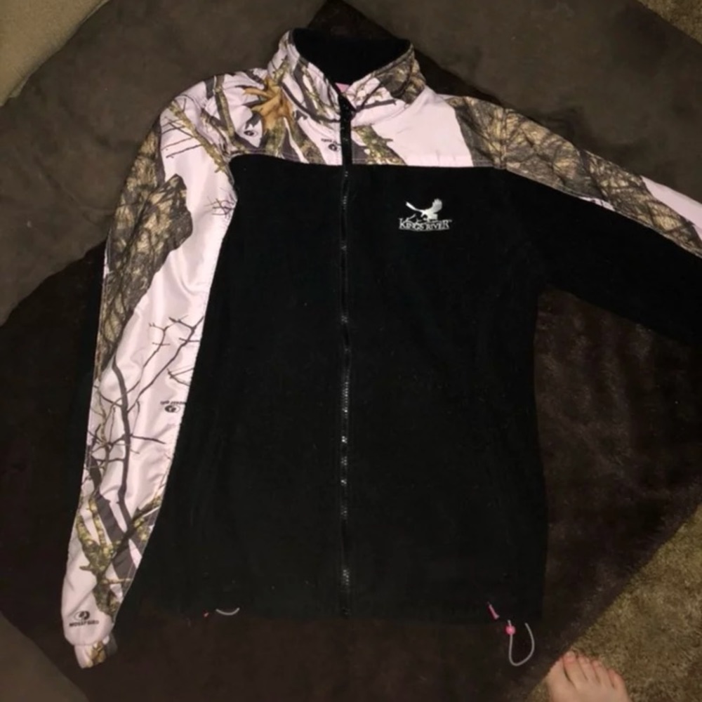 Camo sweat shirt